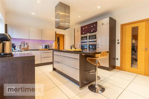 4 bedroom detached house for sale, Belgrave Road, Darwen, Lancashire, BB3