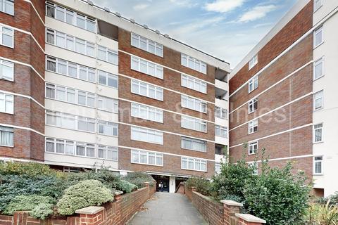 2 bedroom flat to rent, Melvin Hall, Golders Green