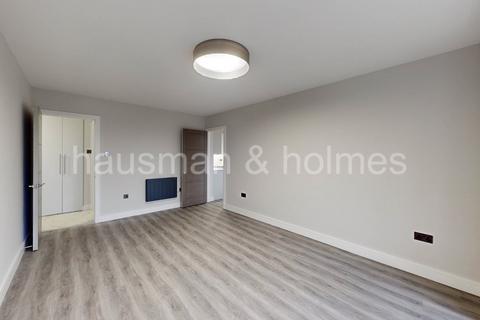 3 bedroom flat to rent, Raffles House, Hendon