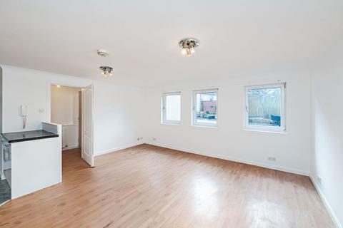 2 bedroom flat for sale, Parkgate, Dunfermline KY11