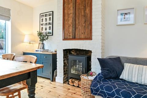 54 Headley Road, Liphook, GU30 7NP