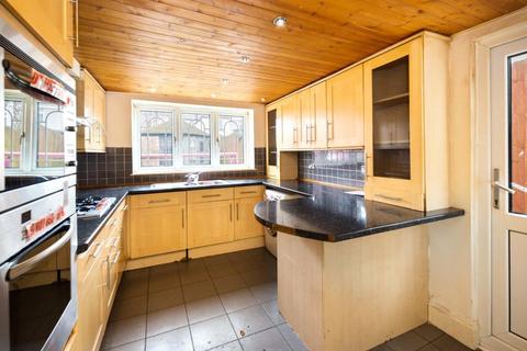 4 bedroom terraced house for sale, Ashlin Road, Stratford, London, E15