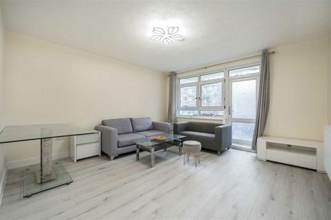 3 bedroom flat to rent, Dennett's Road, London SE14