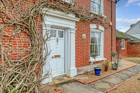 4 bedroom detached house for sale, Colchester Road, Thorpe-le-Soken, Clacton-on-Sea, Essex, CO16