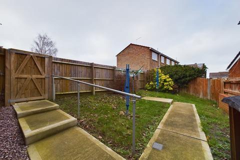 28 Caernarvon Close, Towcester, NN12 6UP