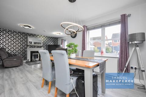 3 bedroom detached house for sale, Samuel Street, Packmoor, Stoke-on-Trent