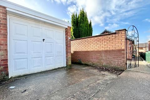 2 bedroom detached bungalow for sale, Goldthorpe Road, Goldthorpe, Barnsley