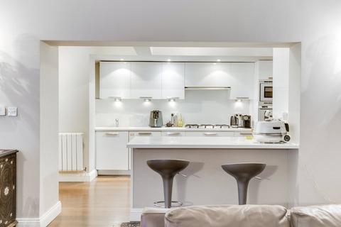 4 bedroom apartment for sale, Lyndhurst Gardens, Belsize Park