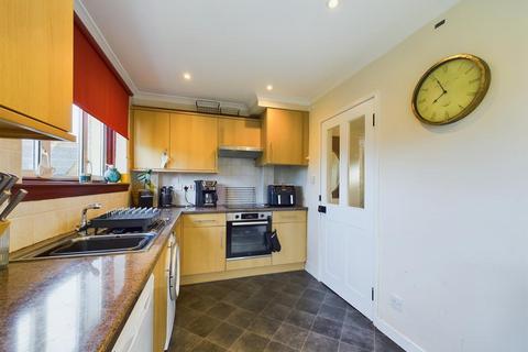 16 Croft Place, Dunning, Perth, PH2 0SB