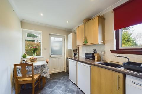 16 Croft Place, Dunning, Perth, PH2 0SB