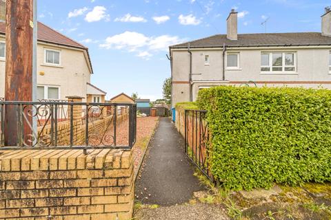 3 bedroom flat to rent, Langton Crescent, Glasgow, G53