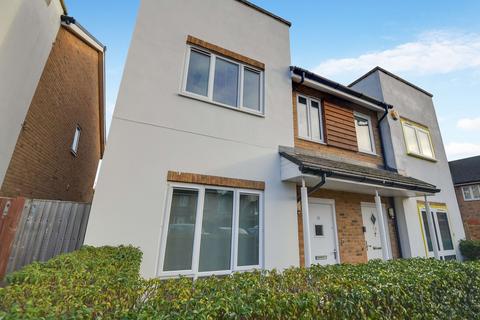 3 bedroom house for sale, at 18 Summer Drive, West Drayton, London UB7