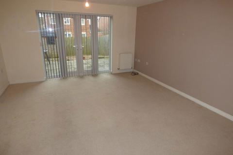 3 bedroom semi-detached house to rent, Longfield Avenue, Bilborough, Nottingham, NG8 4JP