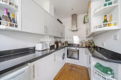 2 bedroom apartment to rent, Ashley Road London N19