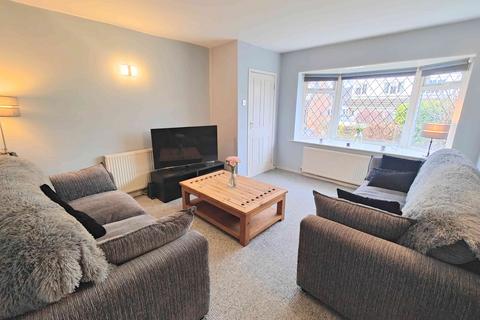 3 bedroom semi-detached house for sale, Grasmere Drive, Elland HX5