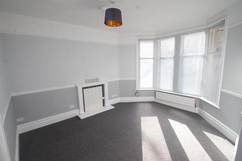 1 bedroom flat to rent, Belmont Road, Harrogate, North Yorkshire, HG2