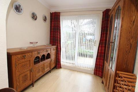 27 Simpson Grove, Bradford, BD10 9SD