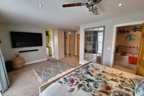 13 Greenfields Lane, Malpas, SY14 8HF
