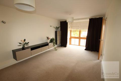 3 bedroom house to rent, Trafalgar Square, Norwich NR14