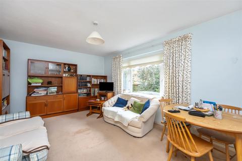 2 bedroom flat for sale, Cliveden Court, Cliveden Close, Brighton