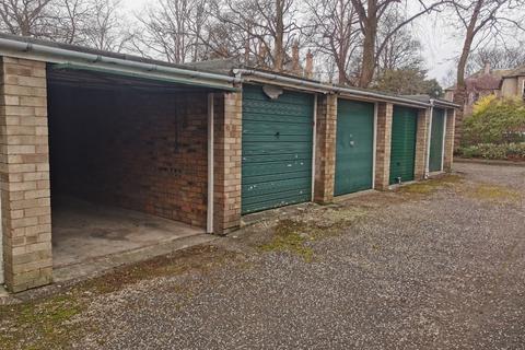 Garage to rent, Mortonhall Road, Edinburgh EH9