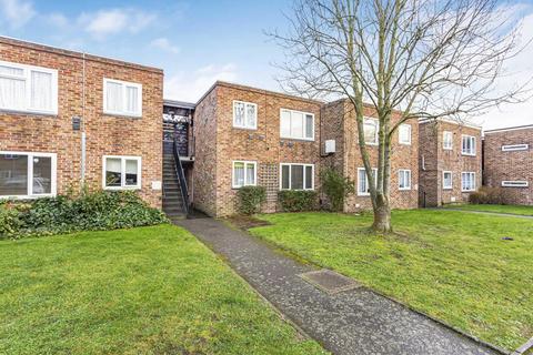 1 bedroom maisonette for sale, Whitley Close, Stanwell, Staines-upon-Thames, Surrey, TW19