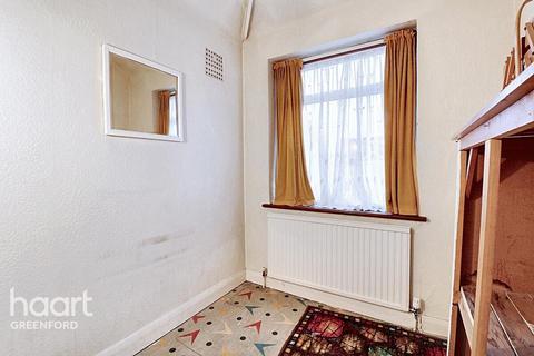 3 bedroom semi-detached house for sale, Wadham Gardens, Greenford