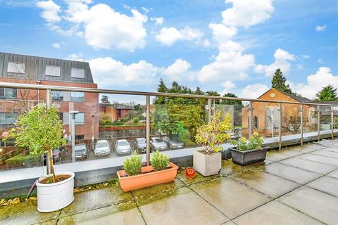 2 bedroom apartment for sale, Yorke Road, Reigate, Surrey