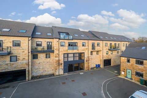 3 bedroom flat for sale, Clitheroe Street, Skipton, North Yorkshire, BD23