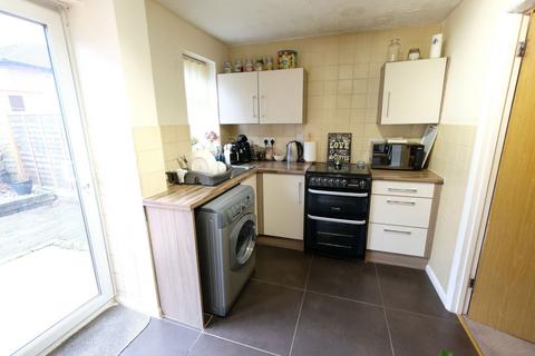 2 bedroom terraced house for sale, Briars Close, Brierley Hill DY5