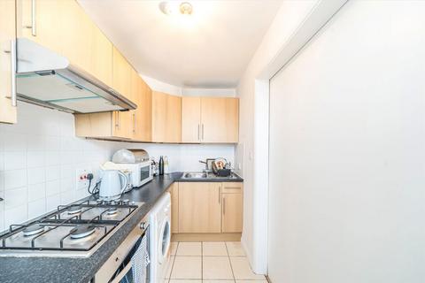 1 bedroom flat for sale, Fairhazel Gardens, London NW6