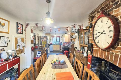 undefined, Cussies Row, Midhurst GU29