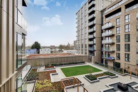 1 bedroom flat for sale, Hartingtons Court, Finsbury Park, London, N4