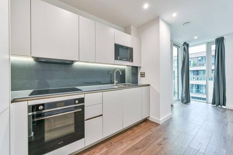 1 bedroom flat for sale, Hartingtons Court, Finsbury Park, London, N4
