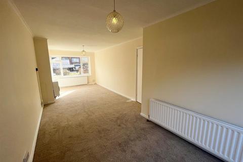 2 bedroom maisonette to rent, Marion Way, Hall Green, Birmingham