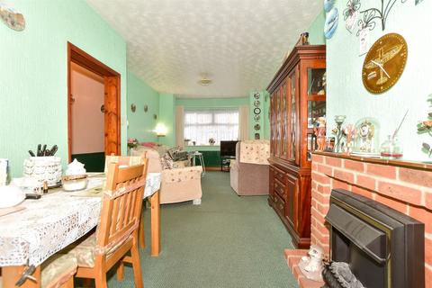 4 bedroom terraced house for sale, Greenfield Road, Folkestone, Kent