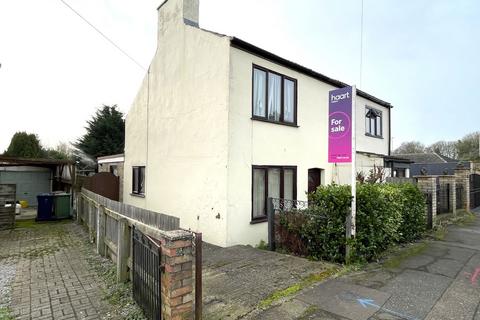 2 bedroom semi-detached house for sale, Old Lynn Road, Wisbech