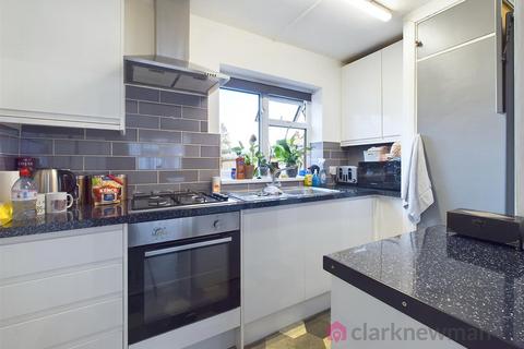 97 Chapel Fields, Harlow, CM17 9EL