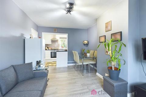 97 Chapel Fields, Harlow, CM17 9EL