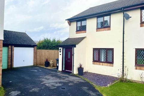 3 bedroom semi-detached house for sale, Plattes Close, Shaw, Swindon