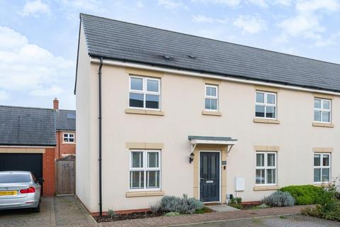 3 bedroom semi-detached house for sale, Bakers Crescent, Eastleigh