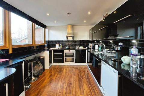 2 bedroom penthouse for sale, Barlow Moor Road, Didsbury, Manchester, M20