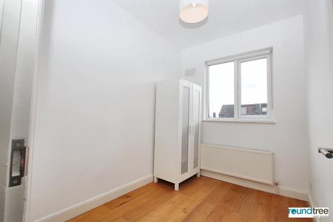 2 bedroom flat for sale, Heriot Road, Hendon NW4