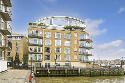 2 bedroom flat to rent, Rotherhithe Street, London SE16