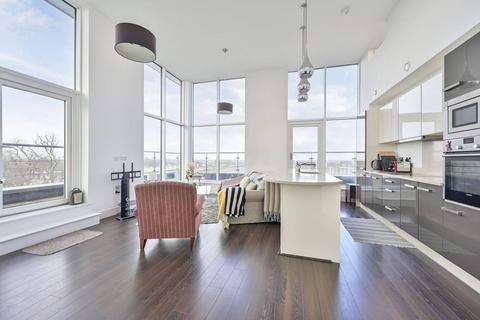 2 bedroom penthouse for sale, Roehampton Lane, Roehampton, London, SW15