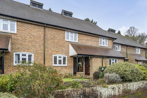 Chestnut Avenue, Guildford, Surrey, GU2