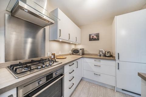 2 bedroom apartment for sale, Chestnut Avenue, Guildford, Surrey, GU2