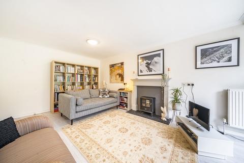 2 bedroom apartment for sale, Chestnut Avenue, Guildford, Surrey, GU2