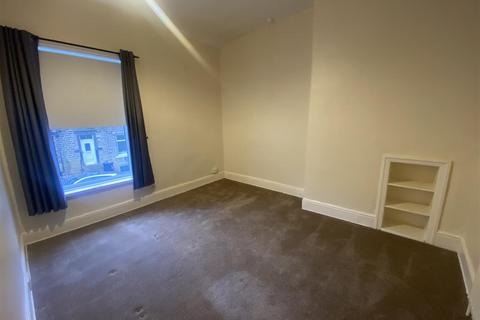 2 bedroom terraced house to rent, Westbourne Terrace, Salterhebble