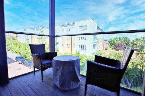 2 bedroom flat to rent, Cavendish Hall House, Holmesley Road, Borehamwood